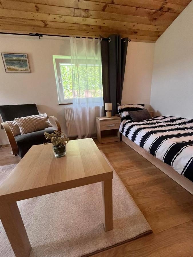 Rooms Ljubenko Karlovac Buitenkant foto